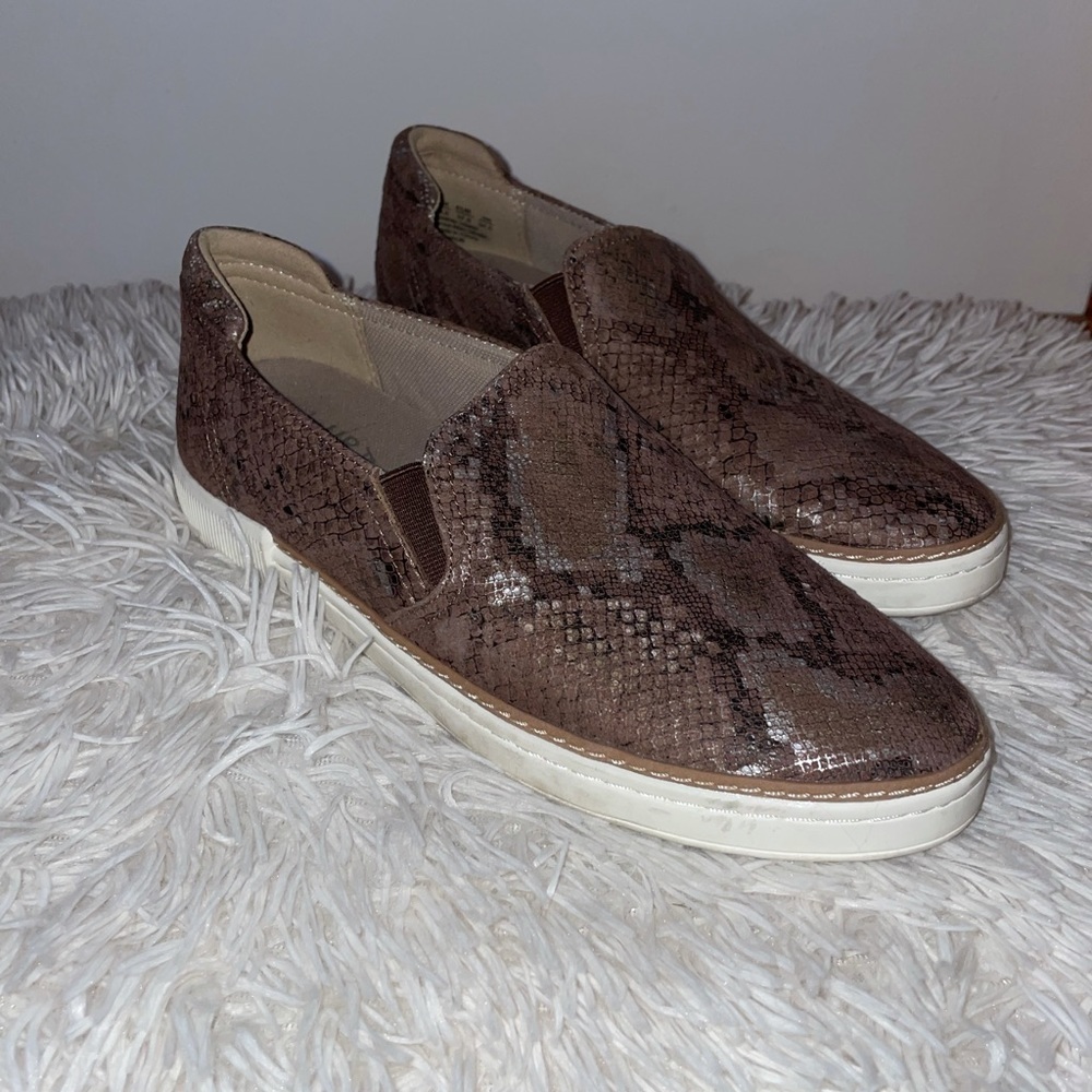Naturalizer Snakeskin Print Flats